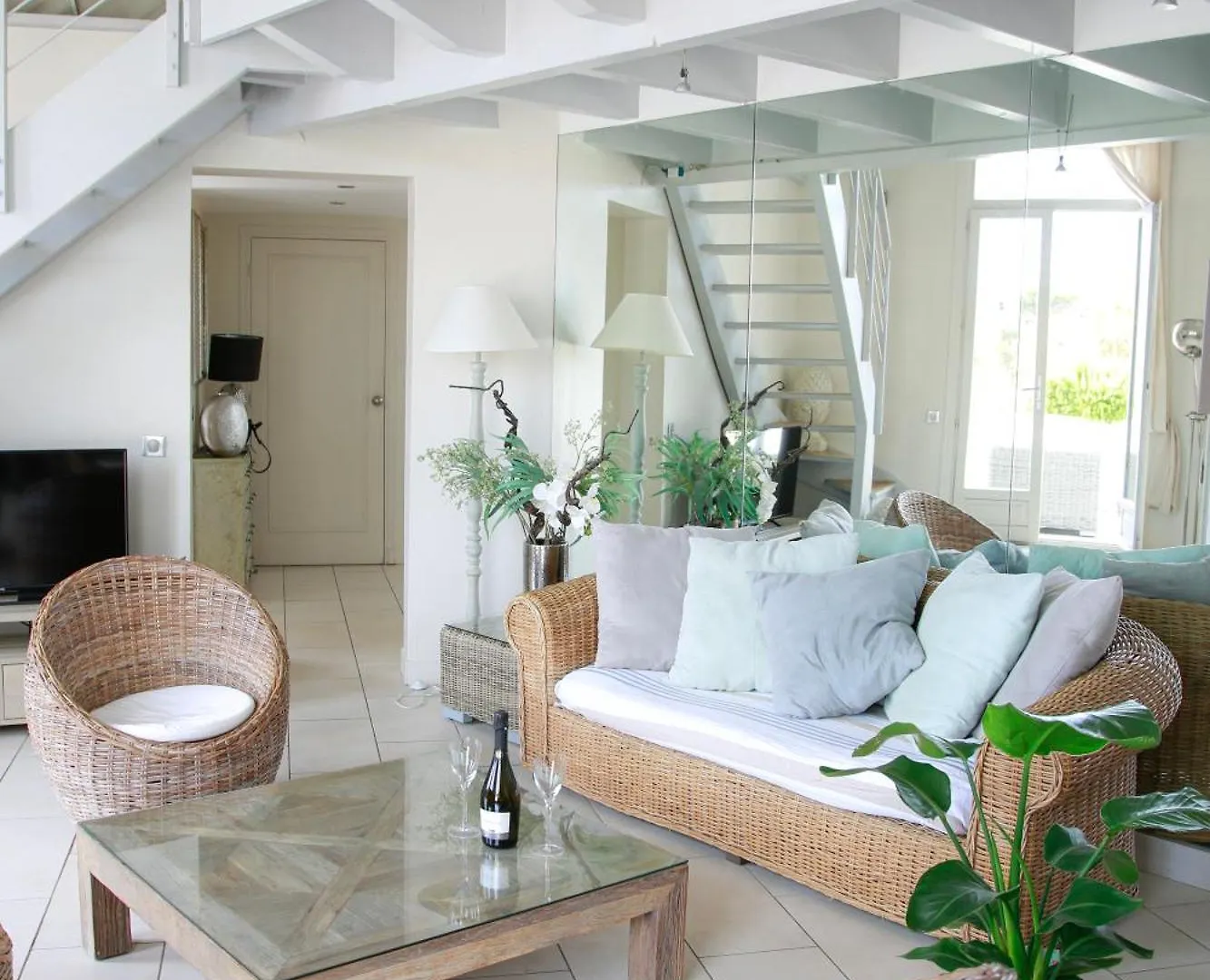 Duplex En Rooftop Vue Mer A La Salis Antibes